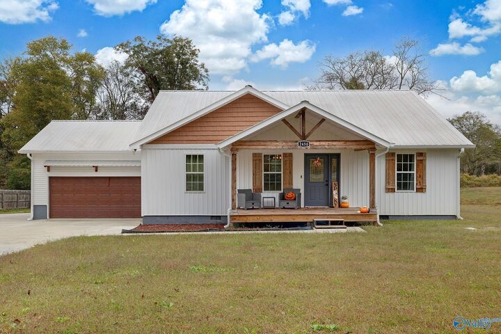 2450 Kuykendall Road  Albertville AL 35951 photo