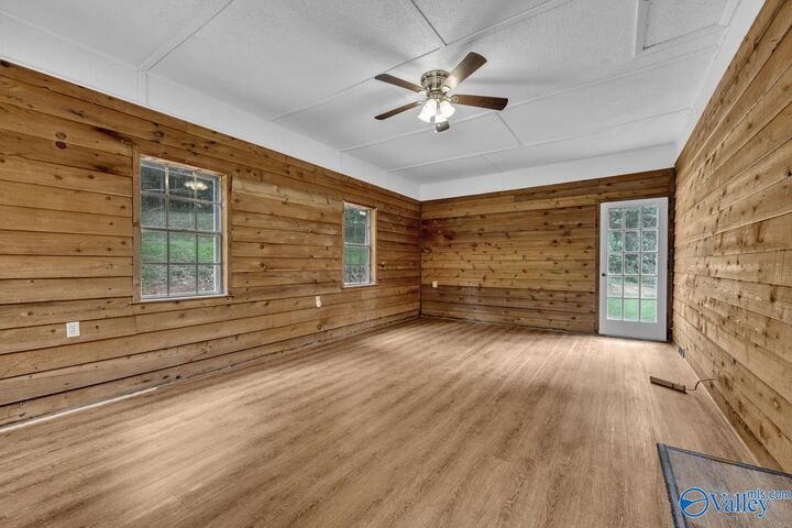 Property Photo:  282 County Road 820  AL 35057