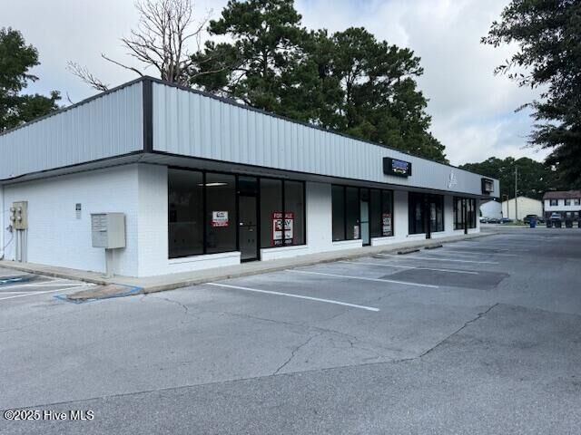 Property Photo:  1911 Lejeune Boulevard  NC 28546 