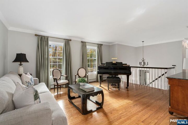 Property Photo:  757 Sunset Terrace  NJ 07417 