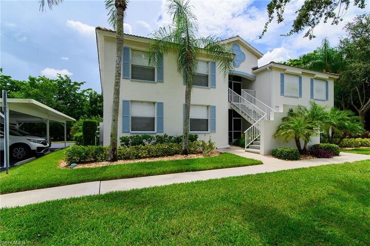 Property Photo:  1000 Mainsail Dr S 112  FL 34114 