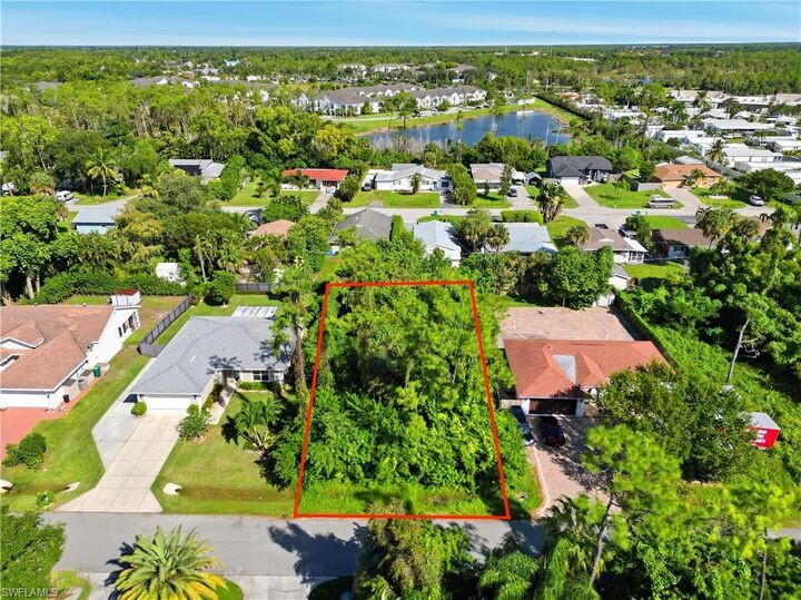 Property Photo:  334 Porter St  FL 34113 