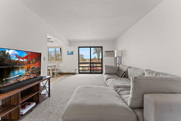 Property Photo:  4407 Wilshire Boulevard 204  MN 55364 
