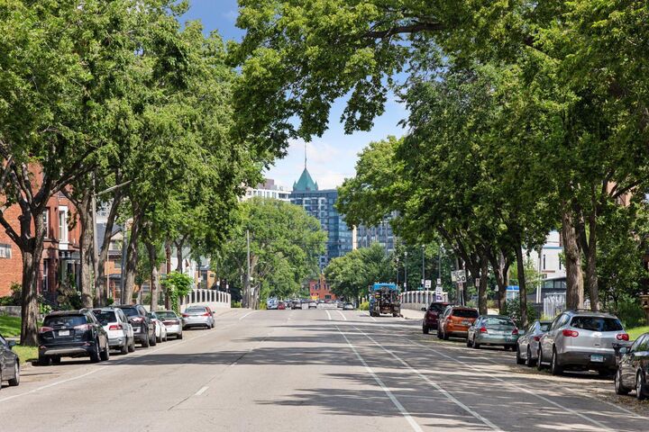 Property Photo:  1829 Park Avenue 7  MN 55404 