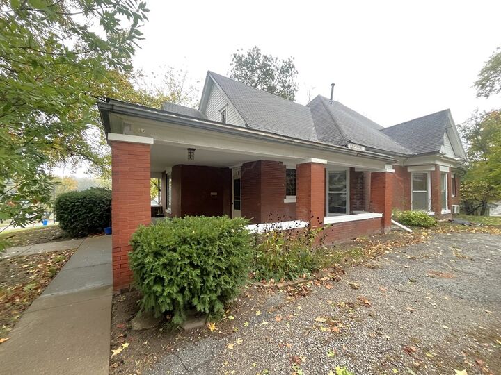 Property Photo:  220 Benton St.  MO 64633 