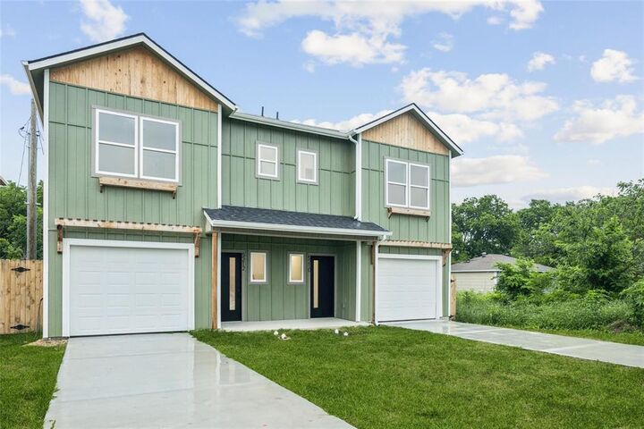 Property Photo:  5210 Calloway  TX 76114