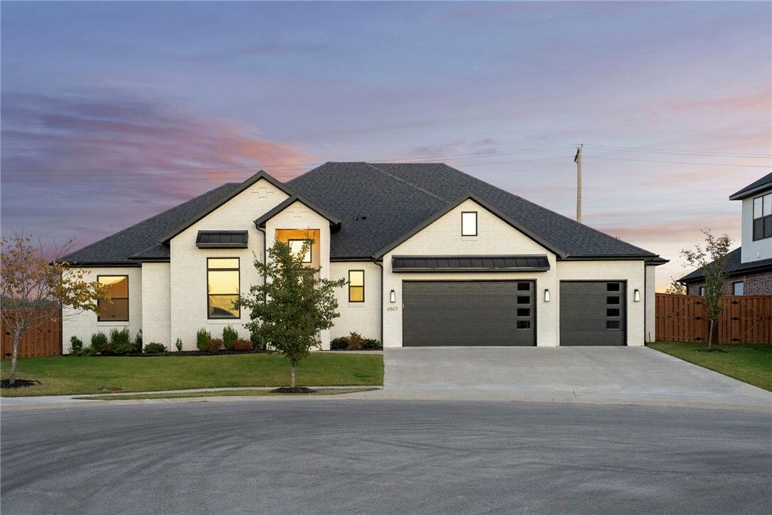 Property Photo: 6507 First Light Street AR 72713