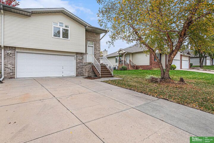 Property Photo:  2037 N 153rd Avenue  NE 68116