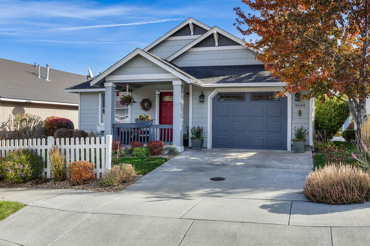 Property Photo:  3644 SW 30th Street  OR 97756