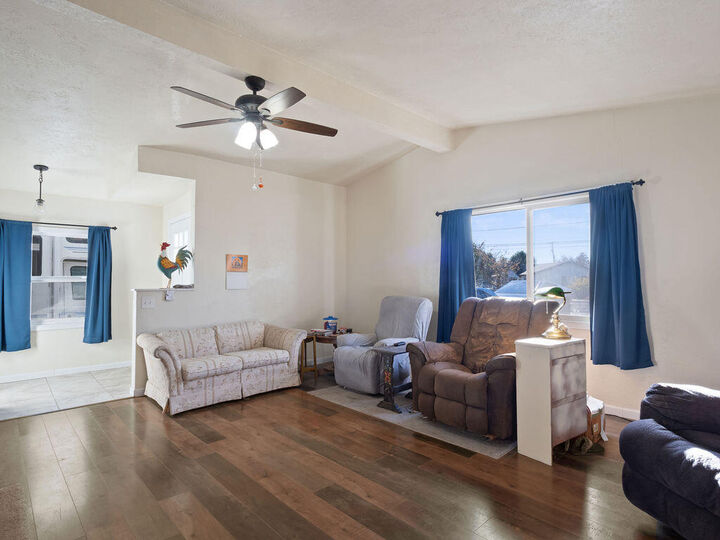 Property Photo: 4121 Altamont Drive OR 97603