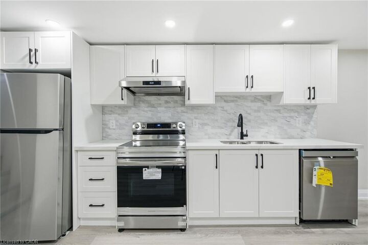 Photo de la propriété: 489 Cannon Street E 1 ON L8L 2E5