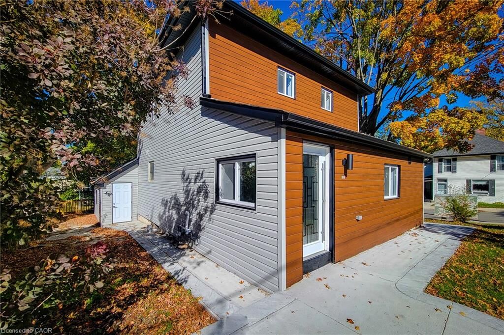 Property Photo:  727 College Avenue  ON N4S 2C7