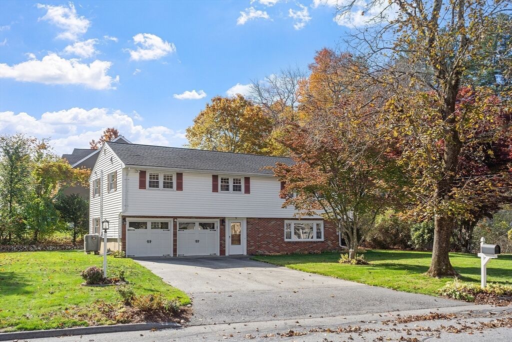 Property Photo:  9 Wing Terrace  MA 01803 