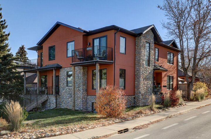 Property Photo: 2720 20 Street SW AB T2T 0B9