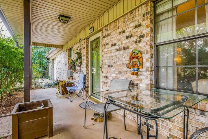 Property Photo:  4699 Easter St  FL 32571 