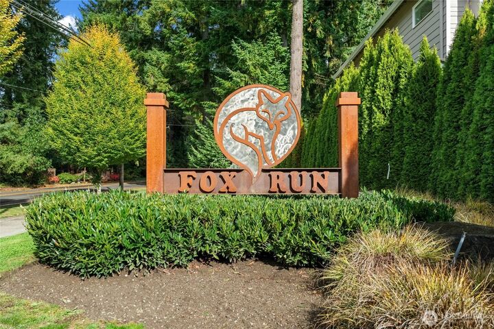 Property Photo:  3719  Fox Court  WA 98335