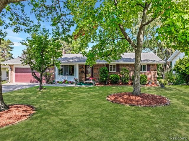 Property Photo:  65 1st Street  MI 48371 