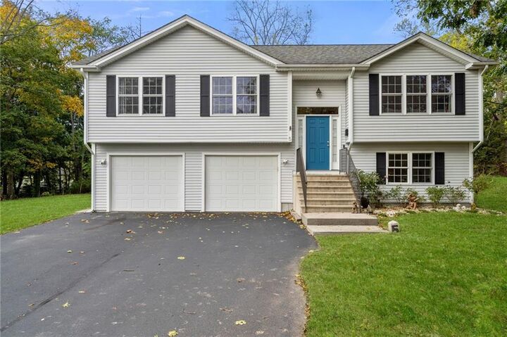 Property Photo: 5 Meadow Court RI 02917