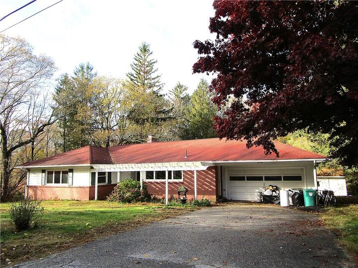 15 Apple Hill Drive  Scituate RI 02857 photo