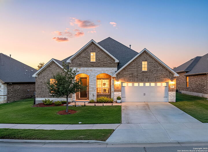 Property Photo:  847 Maroon St  TX 78130