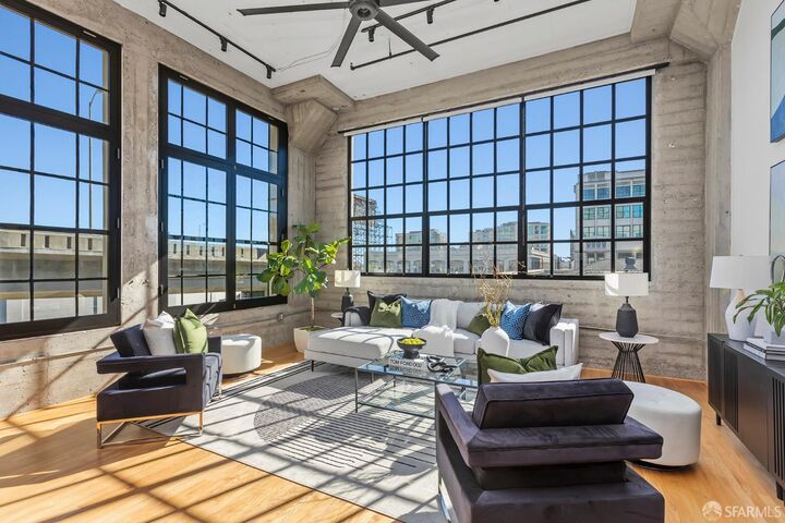 Property Photo:  461 2nd Street 461T  CA 94107