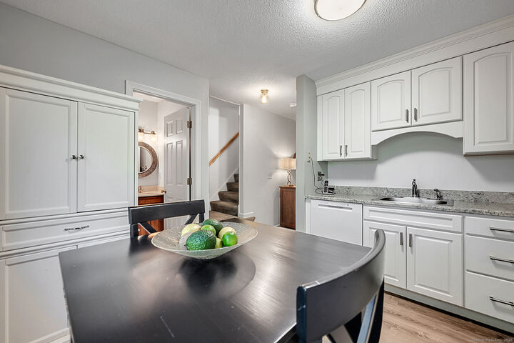 Property Photo:  489 Wolcott Street Apt 46  CT 06010