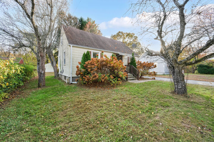 Property Photo:  319 Brewer Street  CT 06118