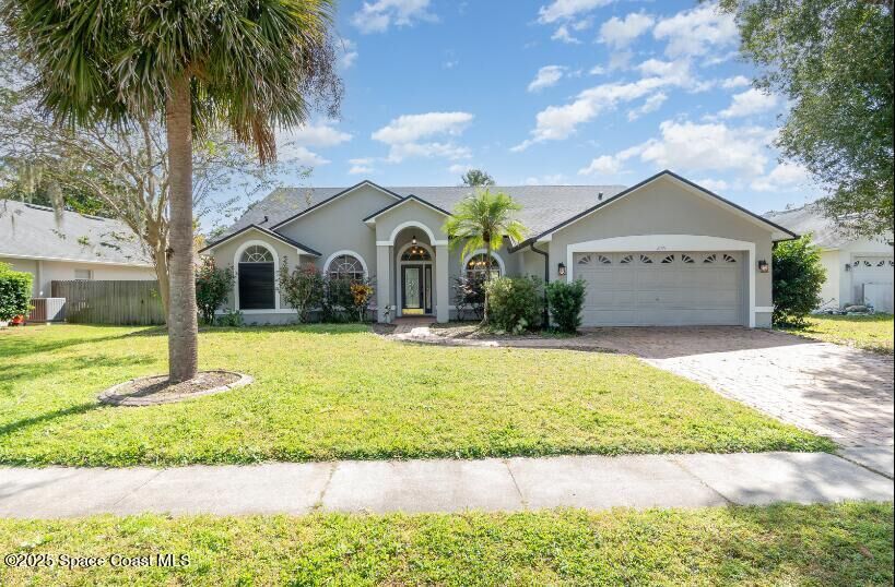 Property Photo:  2371 Pinebrook Court  FL 32765