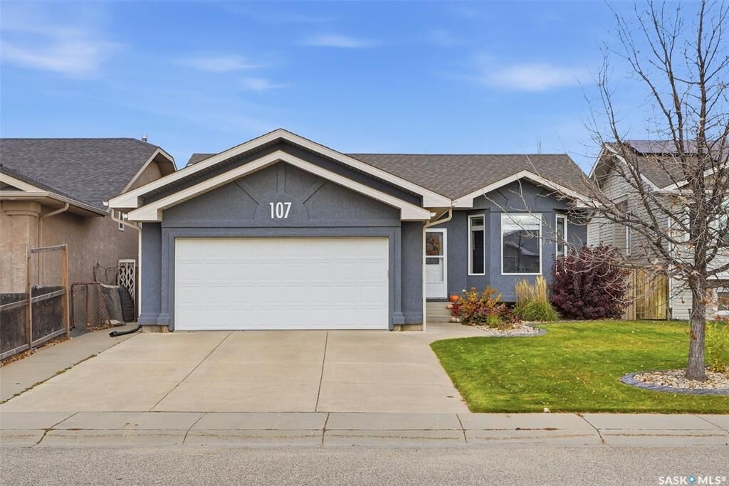 Photo de la propriété: 107 Carr Crescent SK S7S 1M3