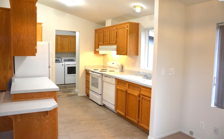 Property Photo: 355 Old Inland Empire 51 WA 99350