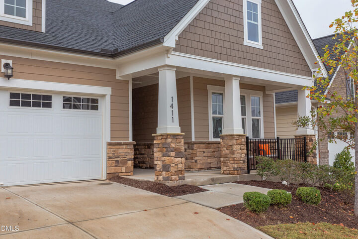 Property Photo:  1411 Farm Leaf Drive  NC 27703