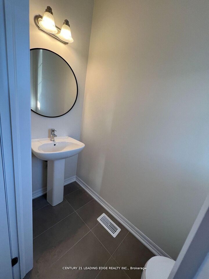 Property Photo: 42 Ed Ewert Avenue ON L1B 0W9