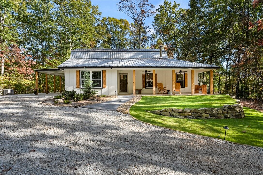 Property Photo:  283 Cassidy Bridge Road  SC 29664 