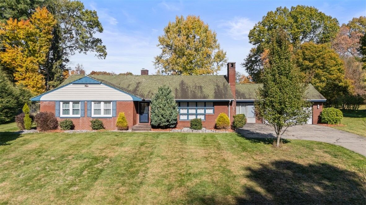 Property Photo:  208 Summit Road  PA 16001 