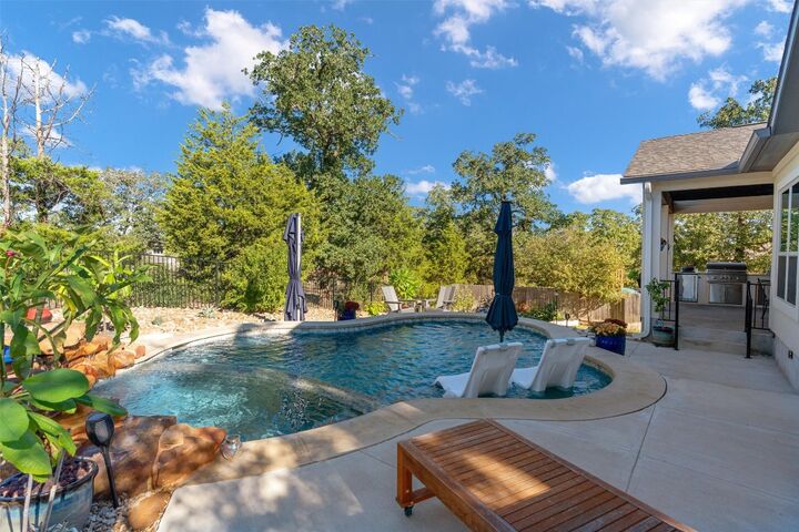 Property Photo: 118 Kellogg Lane TX 78602