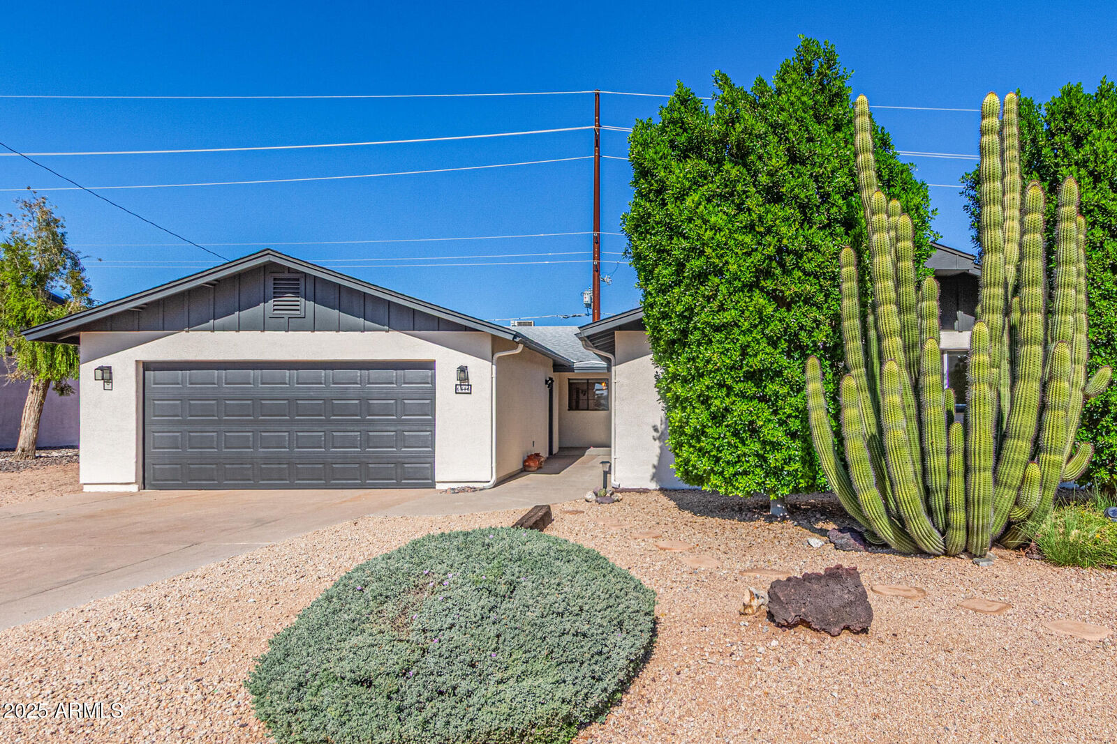 Property Photo:  6816 E Oak Street  AZ 85257 