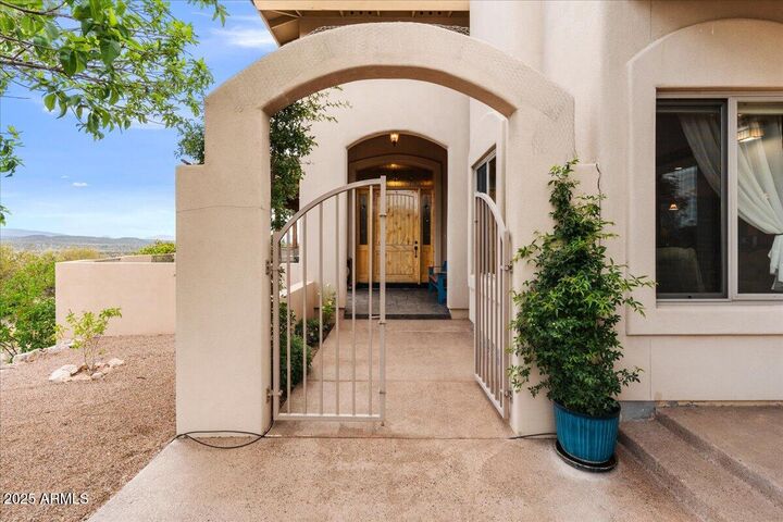 Property Photo:  6750 N Pinyon Pine Circle  AZ 86335 