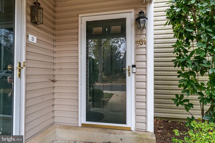 Property Photo: 501 Heritage Place PA 18966