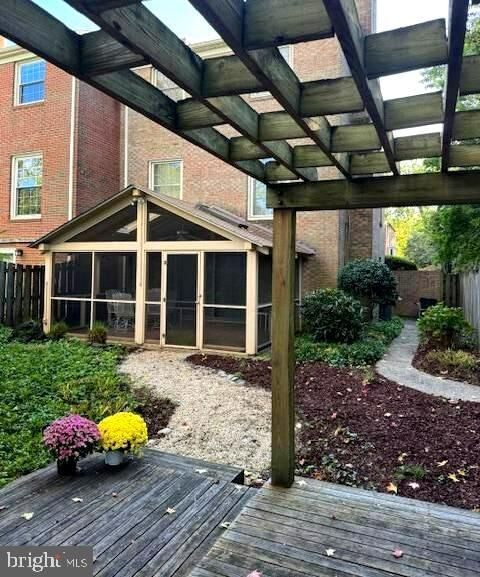 Property Photo:  153 East Street NE  VA 22180 