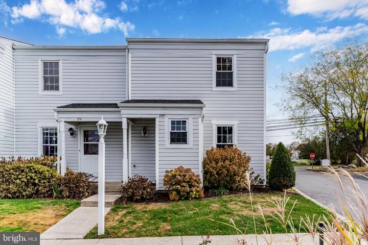 829 Old Silver Spring Road  Mechanicsburg PA 17055 photo