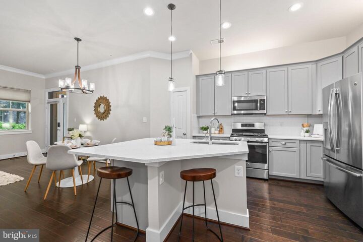 Property Photo:  1334 S Quinn Street  VA 22204