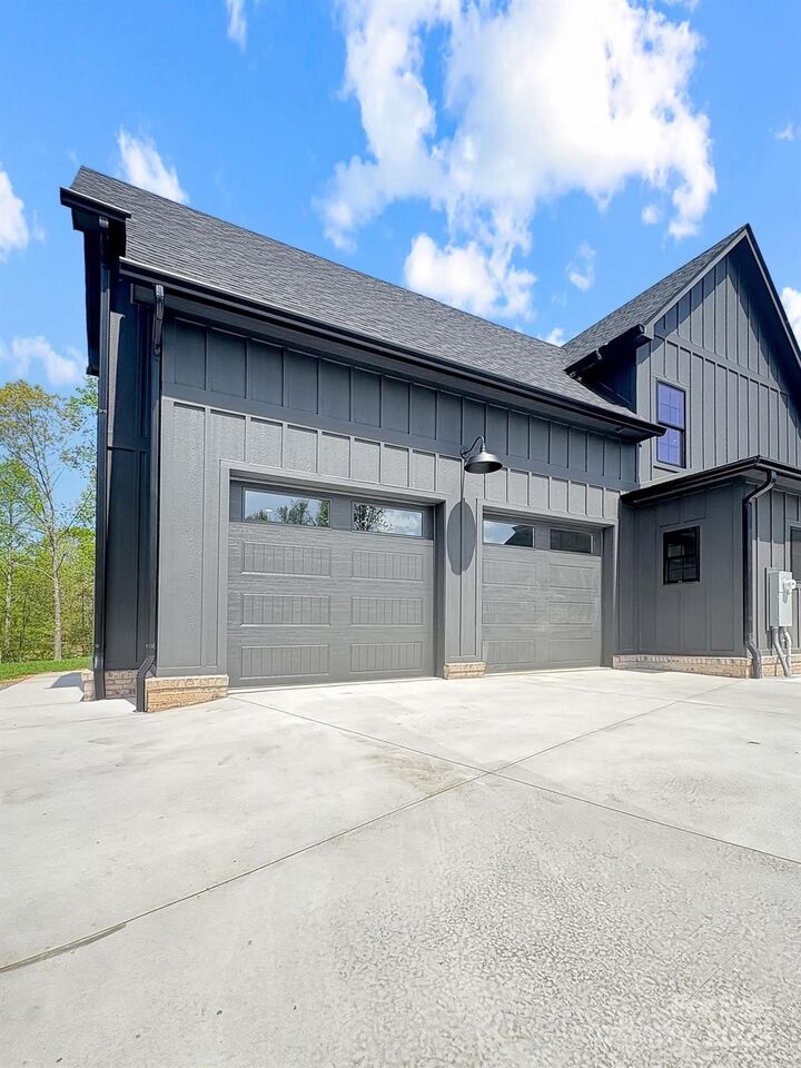 Property Photo:  284 Bent Creek Road  NC 28761 