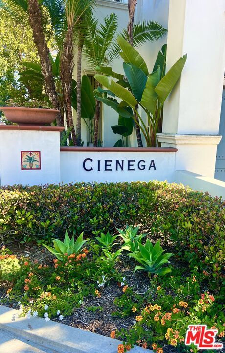 Property Photo: 1749 Grand Ave CA 90804