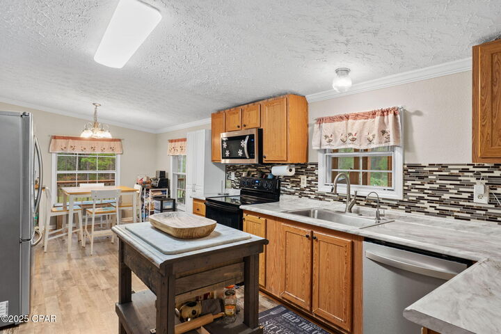 Property Photo:  1304 Moon Court  FL 32409 