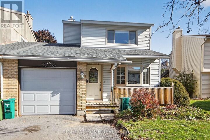 Photo de la propriété:  90 Sherway Drive  ON K2J 1N8