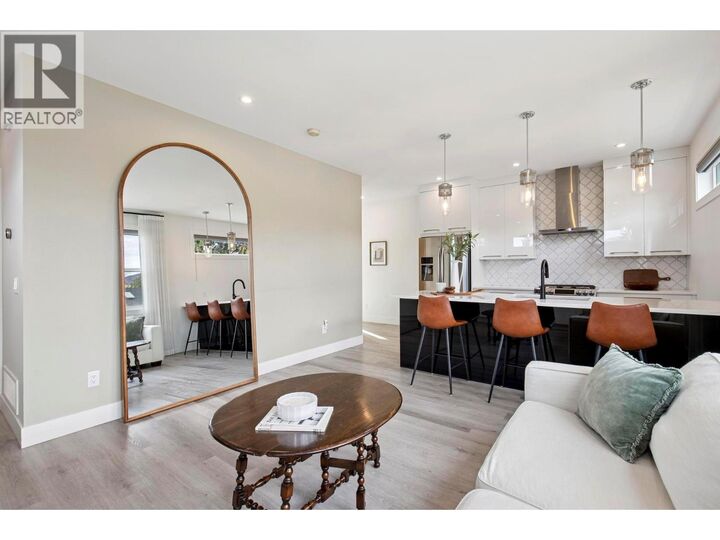 Property Photo: 966 Fuller Avenue BC V1Y 6X4