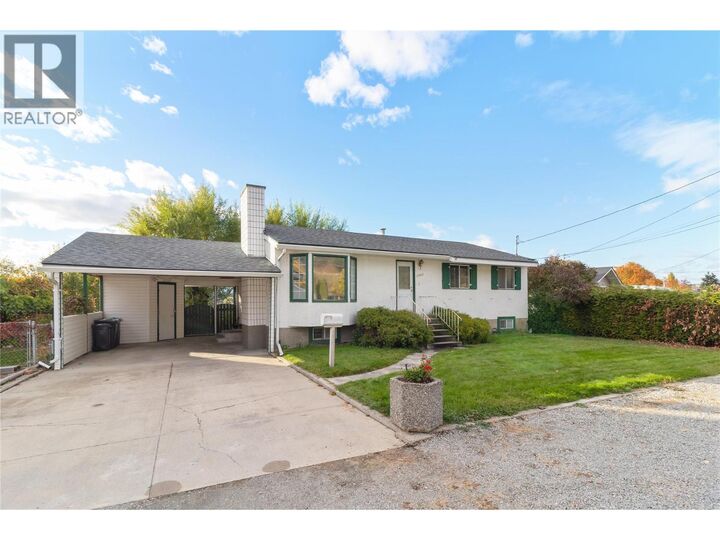 Photo de la propriété:  1040 Cactus Road  BC V1X 3N7 