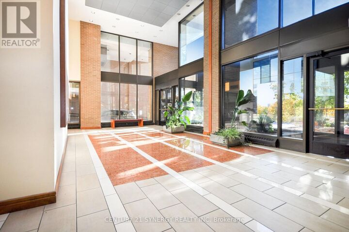 Photo de la propriété:  515 St Laurent Boulevard 631  ON K1K 3X5