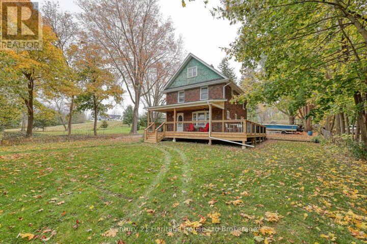 Photo de la propriété:  584510 Beachville Road  ON N0J 1A0