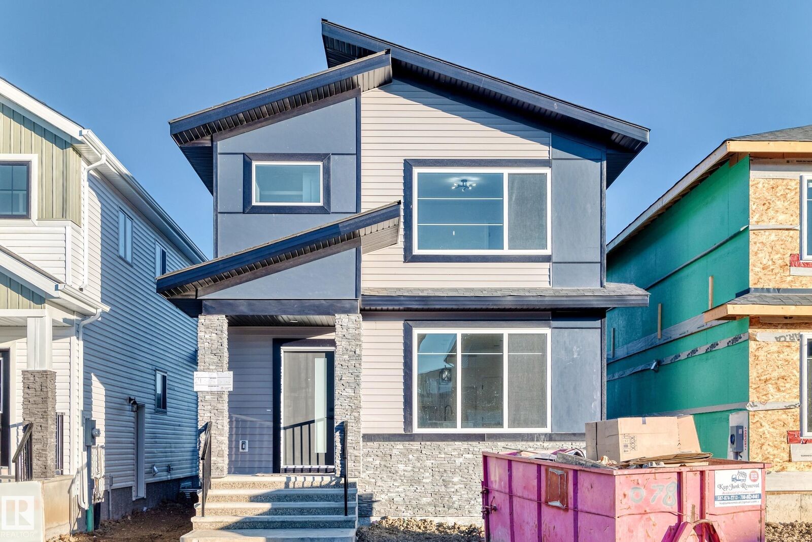 Property Photo:  24 Westwyck Link  AB T7X 4G1 